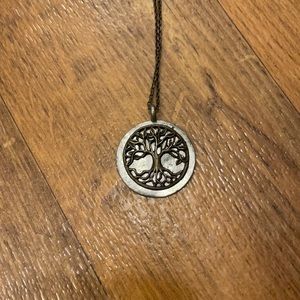 Jewel Cade long necklace